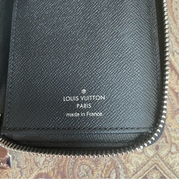 Louis Vuitton 2020 Authentic Vertical Damier Check Zippy Wallet Graphite W/ COA - Picture 8 of 15